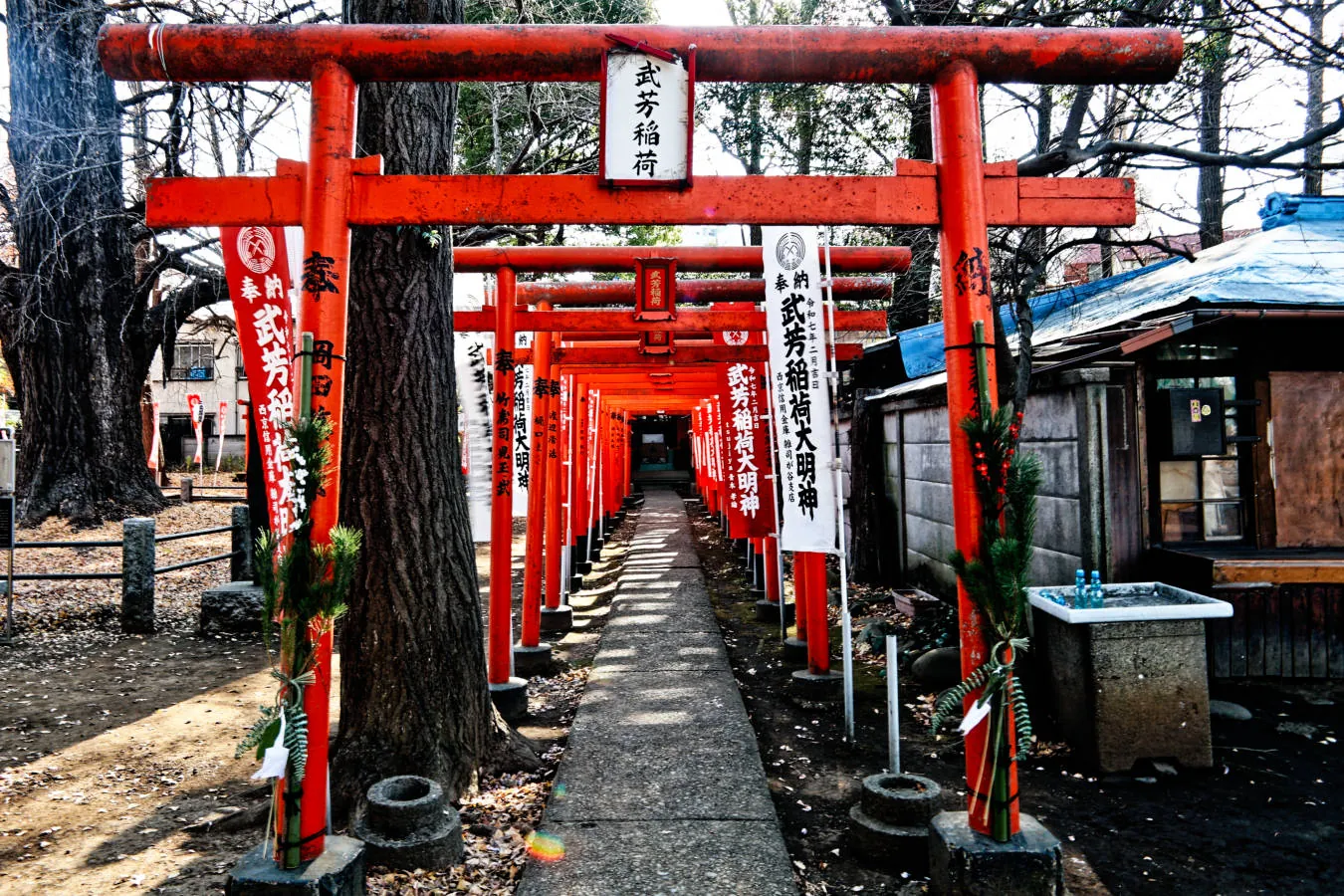 鬼子母神堂(豊島区)＝Kshibojindo, Toshima Tokyo Architectural mix of Shito and Buddhism